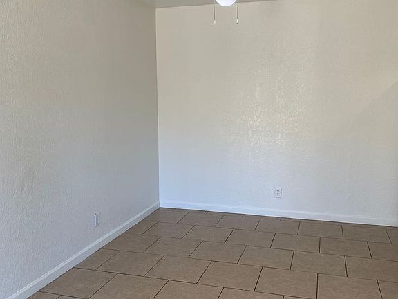 5th image of 3270 Meadows Ave #3210-C