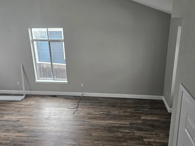 16055 Sequoia Dr — Photo 31