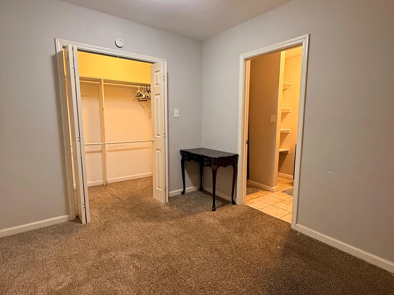 4 bed, 2.5 bath, 2800 sqft, $819 — Photo 3