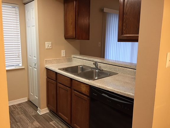 2nd image of 184 Riverbend Dr Unit 104