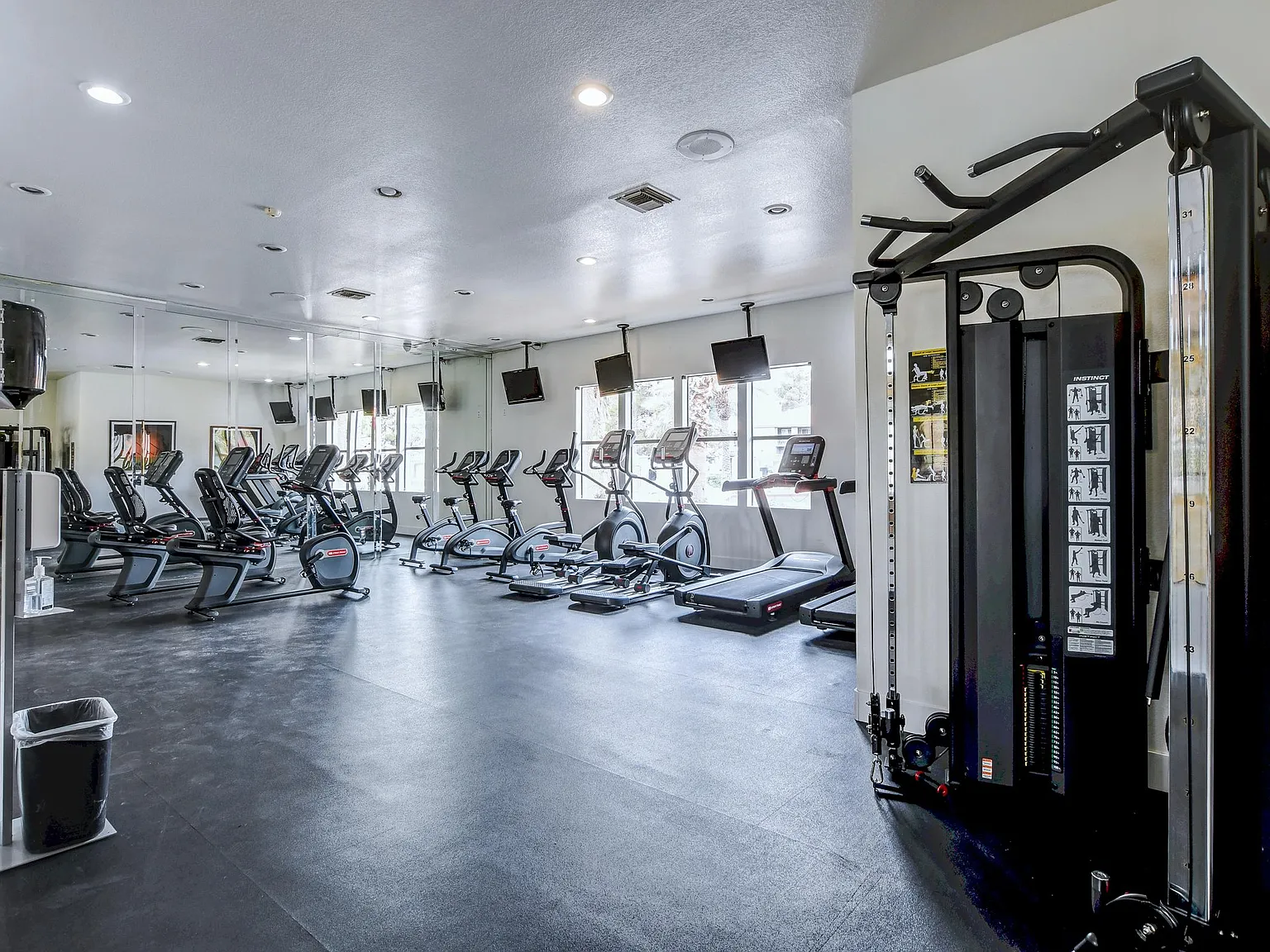 Legacy Pointe — Photo 4