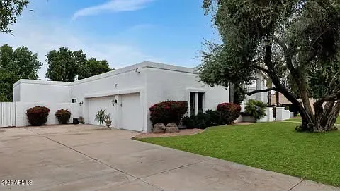7250 E Paradise Dr — Photo 18