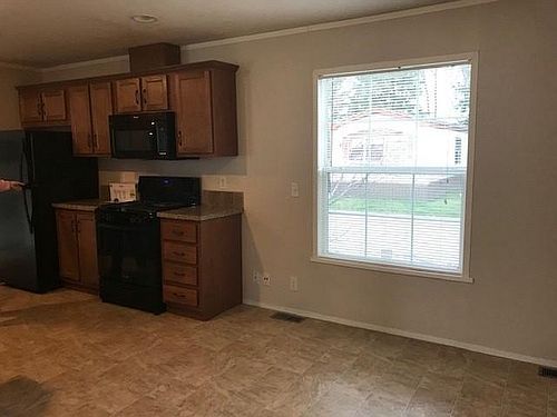 5th image of 5649 Pinebrook Ave SE