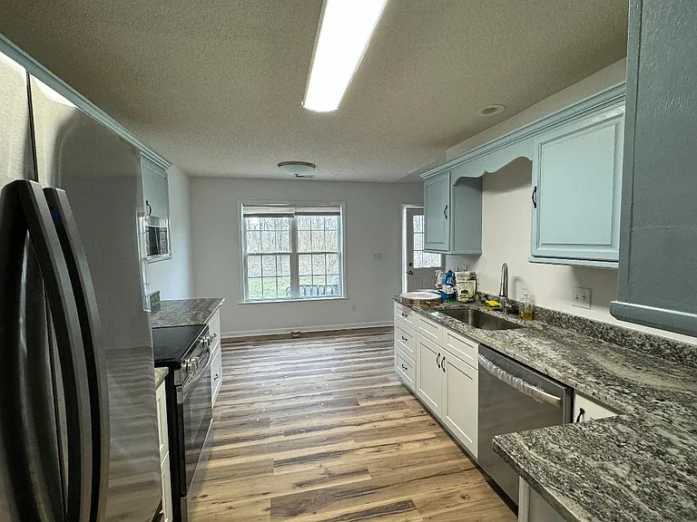 1026 Thorncrest Dr — Photo 15