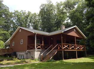 1360 Ridge Rd, Jersey Shore, PA 17740