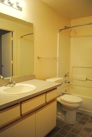 1st image of 22 NE Tandem Way APT 178