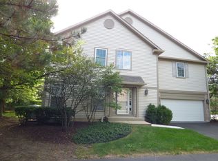 2188 Yale Cir, Hoffman Estates, IL 60192