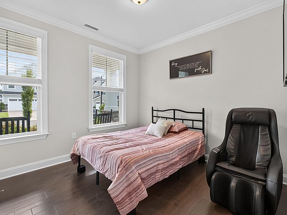 3rd image of 1749 Golden Honey Dr