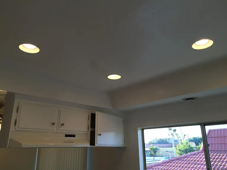 167 S Malena Dr #C — Photo 4