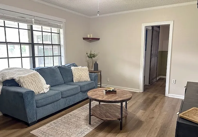 116 Nelda Dr — Photo 2