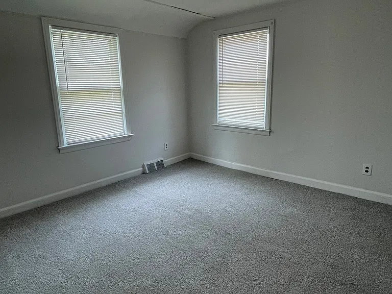11614 Lansdowne St — Photo 9