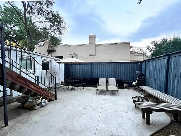 306 S Washington St — Photo 20