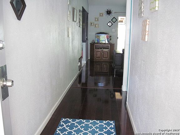 5th image of 7643 Meadow Lawn St