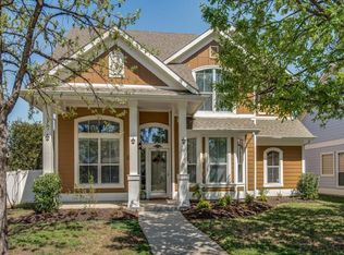 10021 Pinecrest Dr, Aubrey, TX 76227