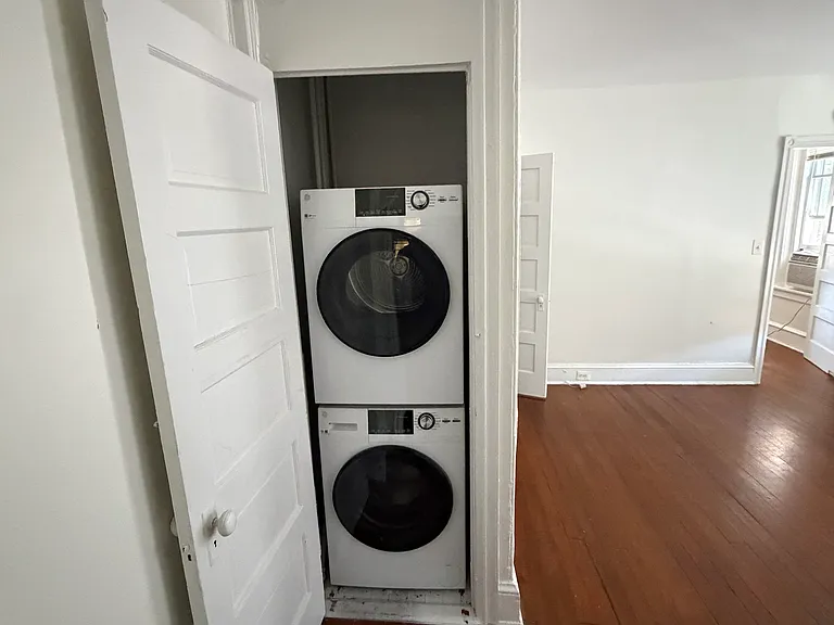1531 Delaware Ave #1 — Photo 11
