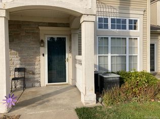 10105 W Midway Ct, Walled Lake, MI 48390