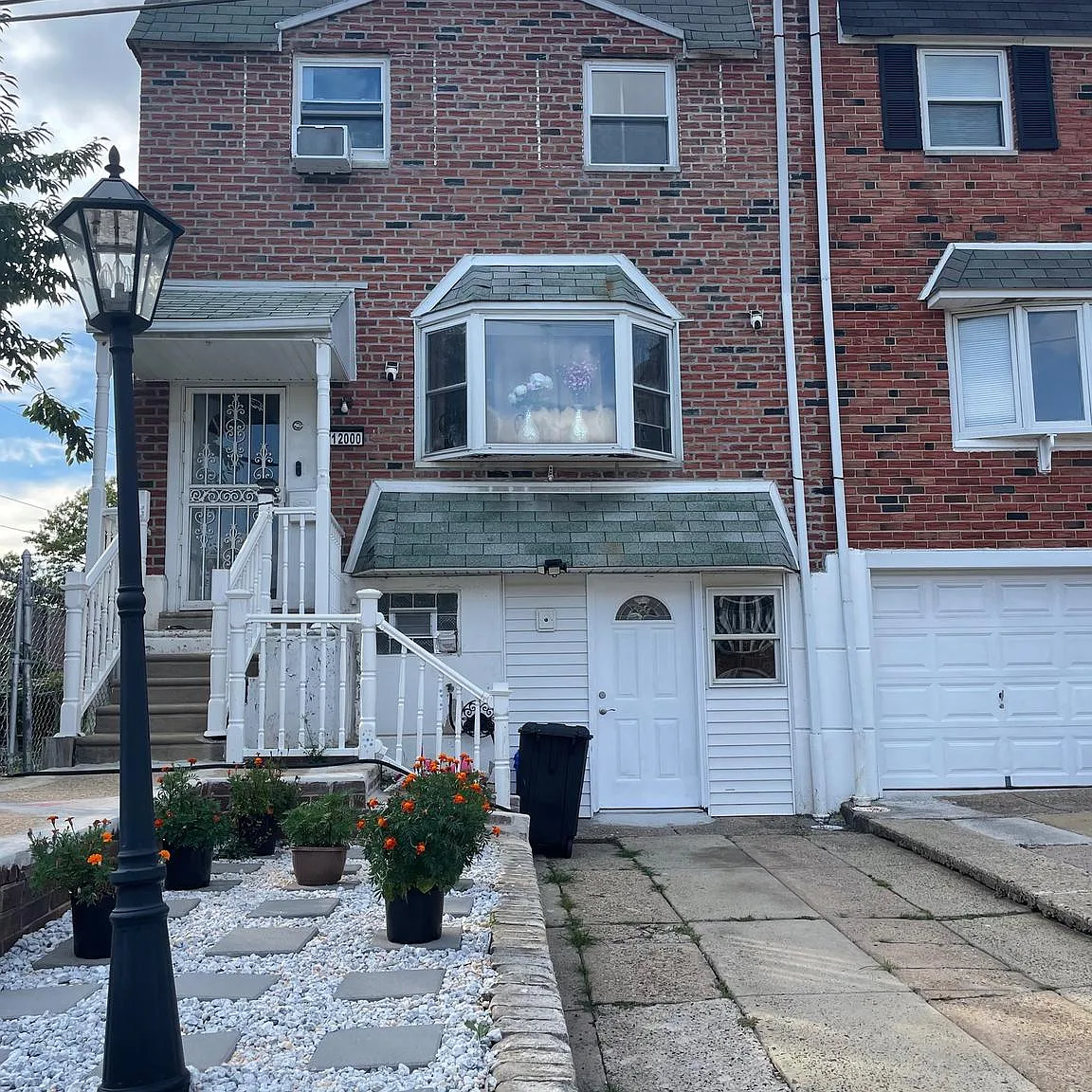 1 bed, 2260 sqft, $1,400 — Photo 1