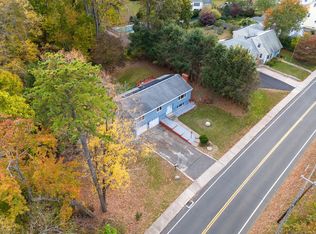 70 Spring St, Manchester, CT 06040