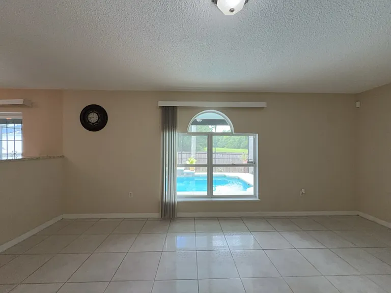 1431 Teal Dr — Photo 4