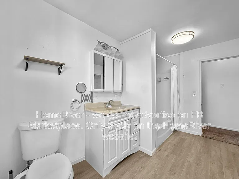 604 Maple St — Photo 7