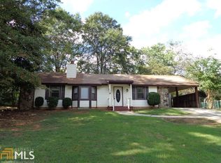 6 Camphor Dr, Newnan, GA