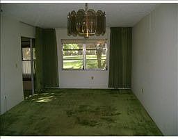 4th image of 1397 Mission Cir