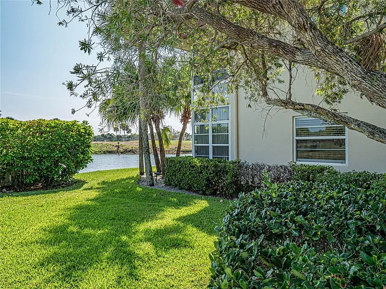 34 Vista Gardens Trl #107 — Photo 26