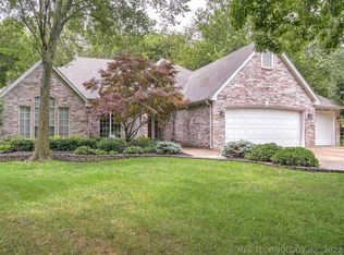 6609 E Broadway St, Broken Arrow, OK 74014
