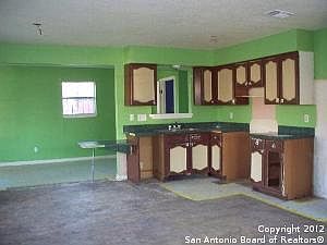 3rd image of 206 Carlota Ave