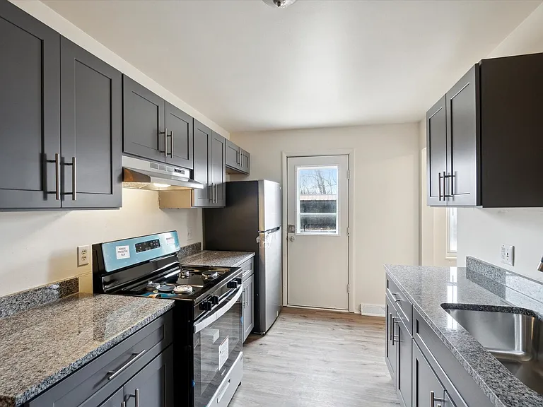 2601 Germain Dr — Photo 11