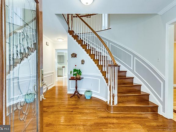 4th image of 4929 Sweetbirch Dr