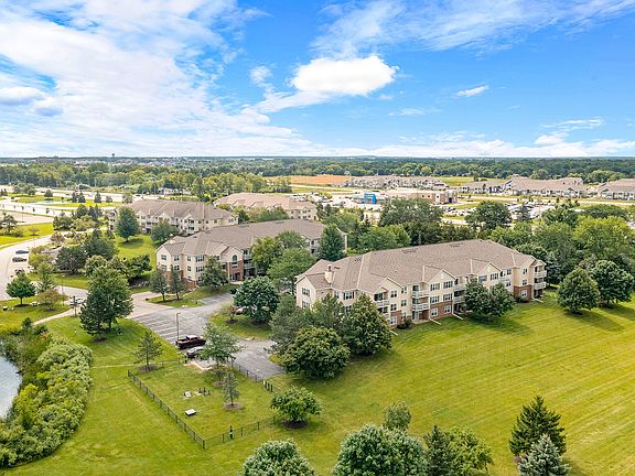 Riverwood Apartments Aerial View