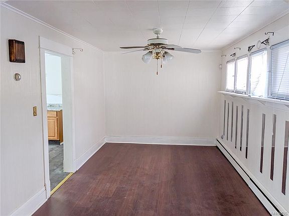 4th image of 11 Millicent Ave
