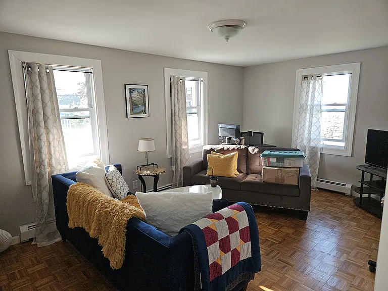 43 Courtland St #1 — Photo 3