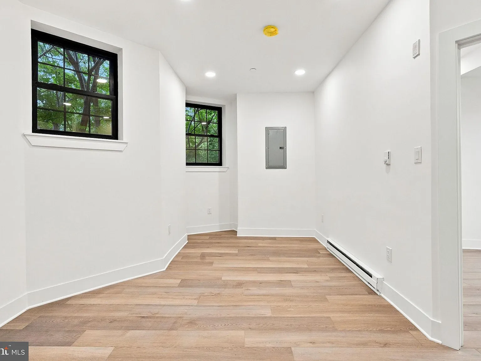 1 bed, 1.0 bath, 500 sqft, $1,150 — Photo 4