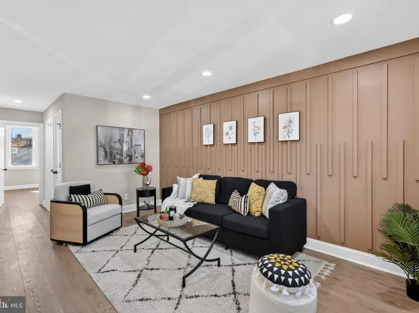 7522 Wheeler St, Philadelphia, PA 19153