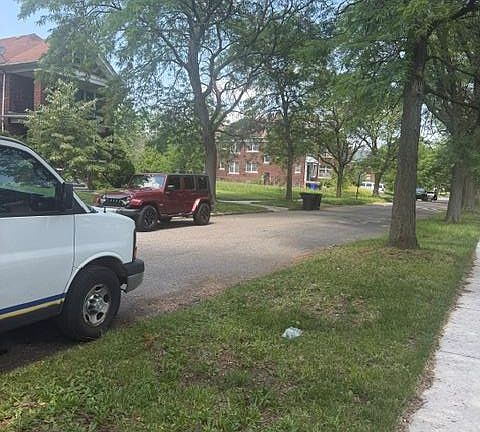 5th image of 2295 Gladstone St