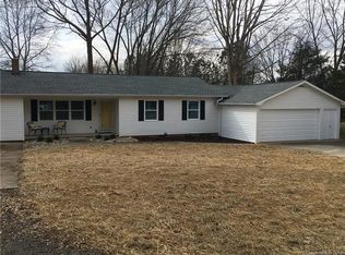 7957 Lynda Dr, Sherrills Ford, NC 28673