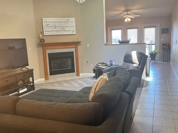 1626 Evergreen Ave, Crown Point, IN 46307