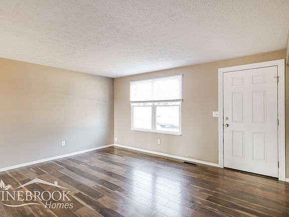 2nd image of 4201 Briarwood Dr