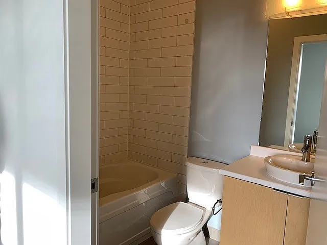 3233 Wesbrook Mall — Photo 14