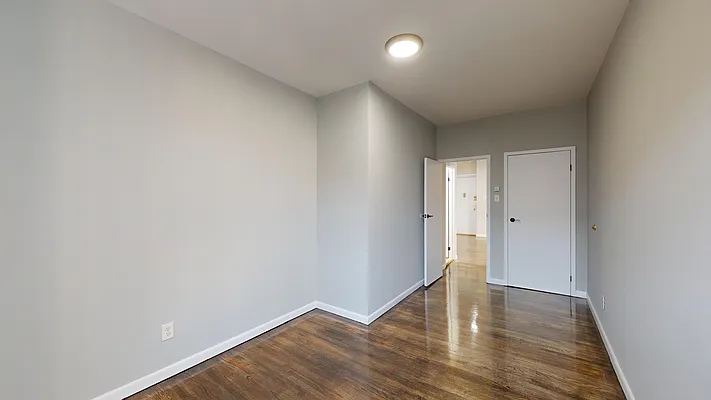 Sold by Liberty Chateau Realty Inc | media 10