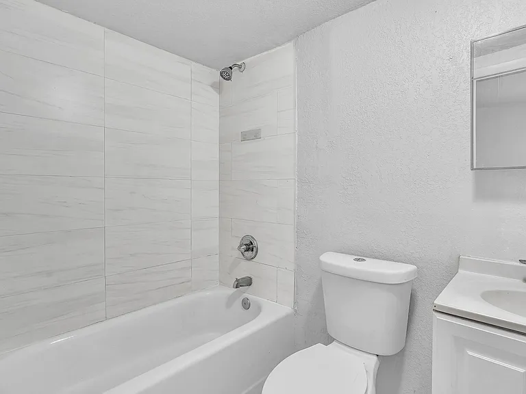 2781 SW 2nd St #1 — Photo 7
