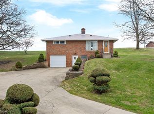 1697 Mount Eaton Rd N, Dalton, OH 44618