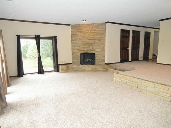 4th image of 8671 Craigston Ct