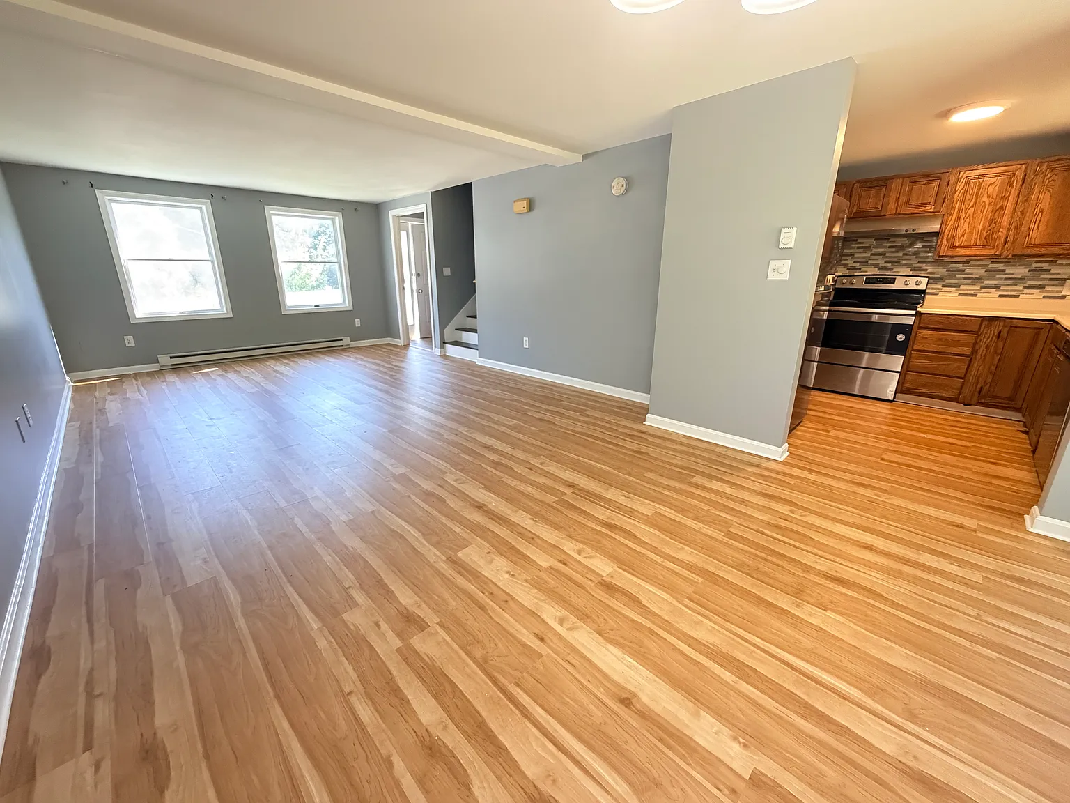 65 Fall Brook St — Photo 2