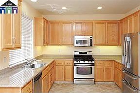1st image of 515 Laurelwood Dr