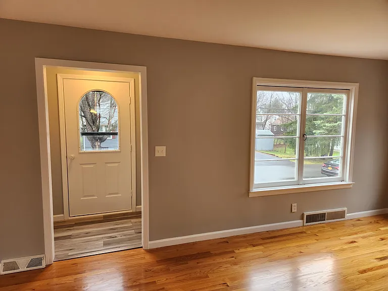 124 Washington Blvd — Photo 19