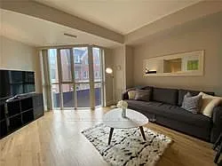 560 Front St W #215 — Photo 2