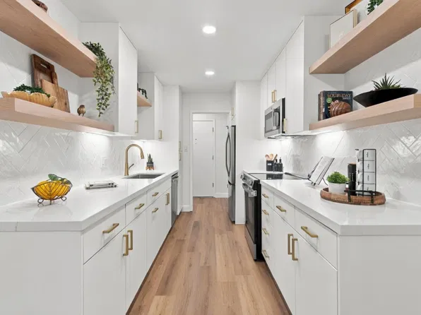 1337 Phelps Ave APT 9, San Jose, CA 95117